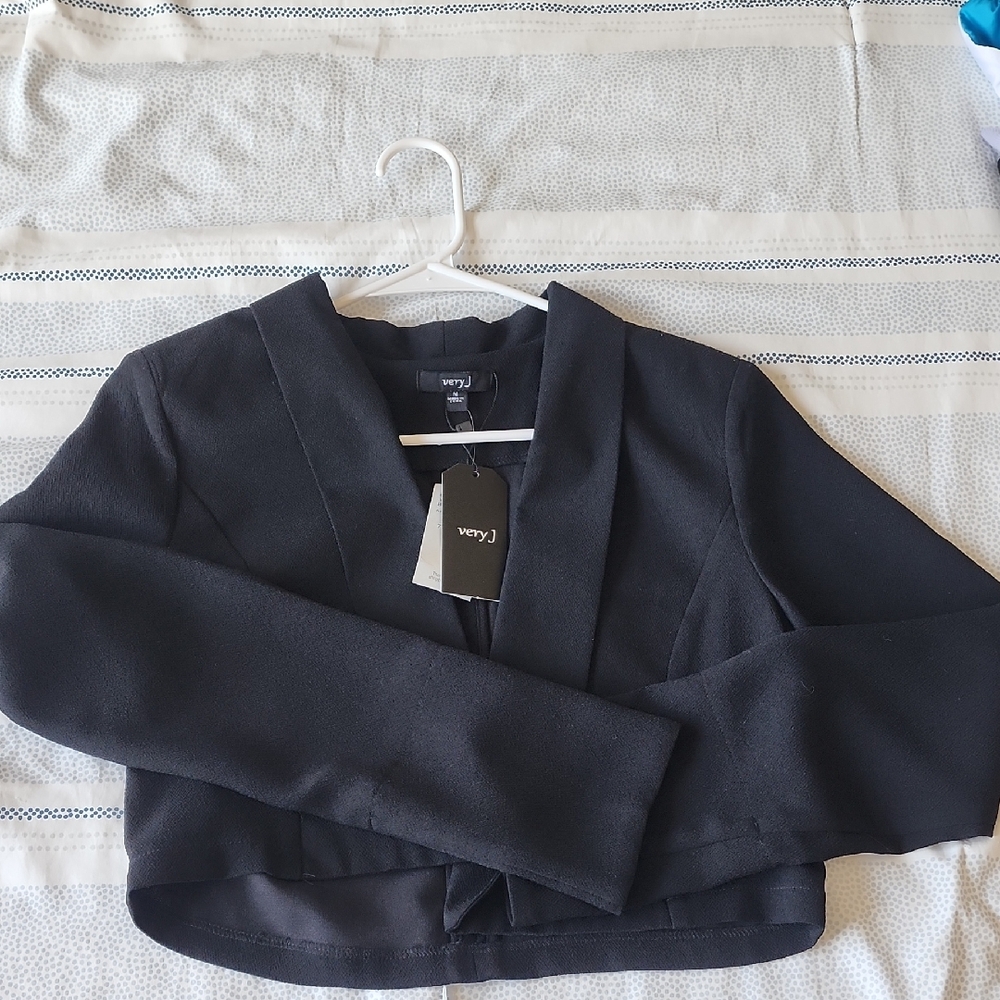NWT Buckle Very J Cropped Lightweight Blazer